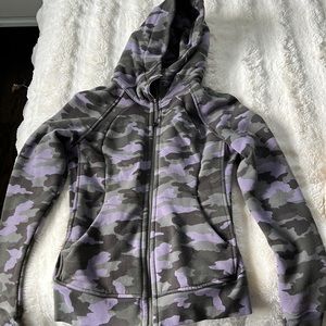 Lululemon camo zip up